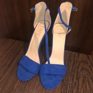 Tiara Los Angeles Women ankle Wrap Pump